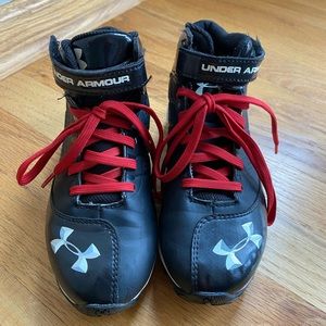 Boys Under Armour football cleats